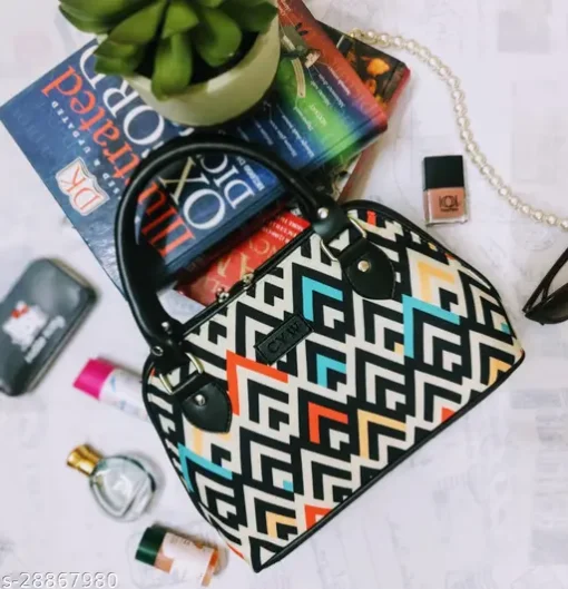 Cute Little Essential Handbag with Zip-Top Closure - Image 3