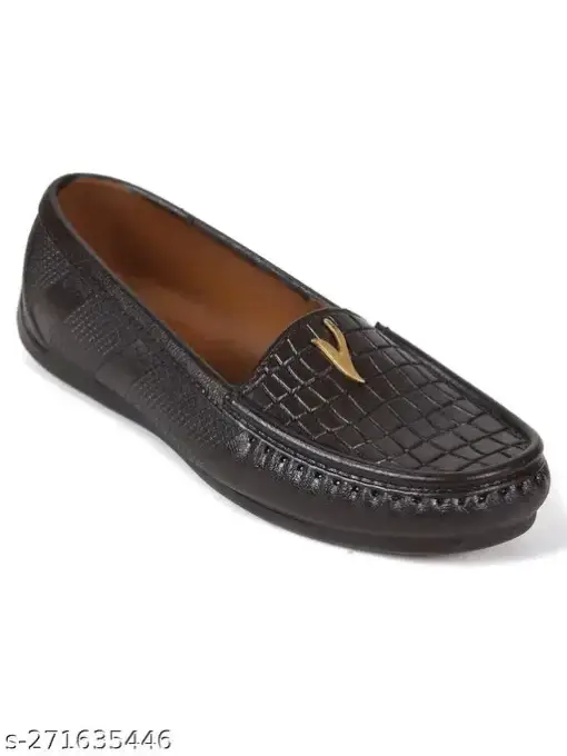 Step Lightly: Trendy, Lightweight Shoes for All-Day Comfort
