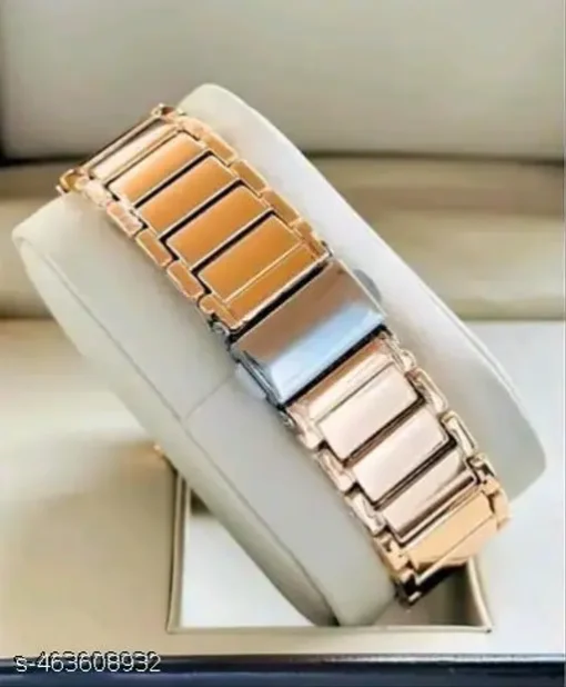 Women Stylish Square Analog Classic watch - Image 4